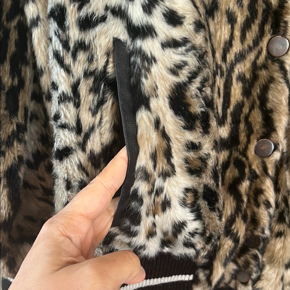 SAYLOR Leopard Print Women's Jacket - Picture 3 of 5